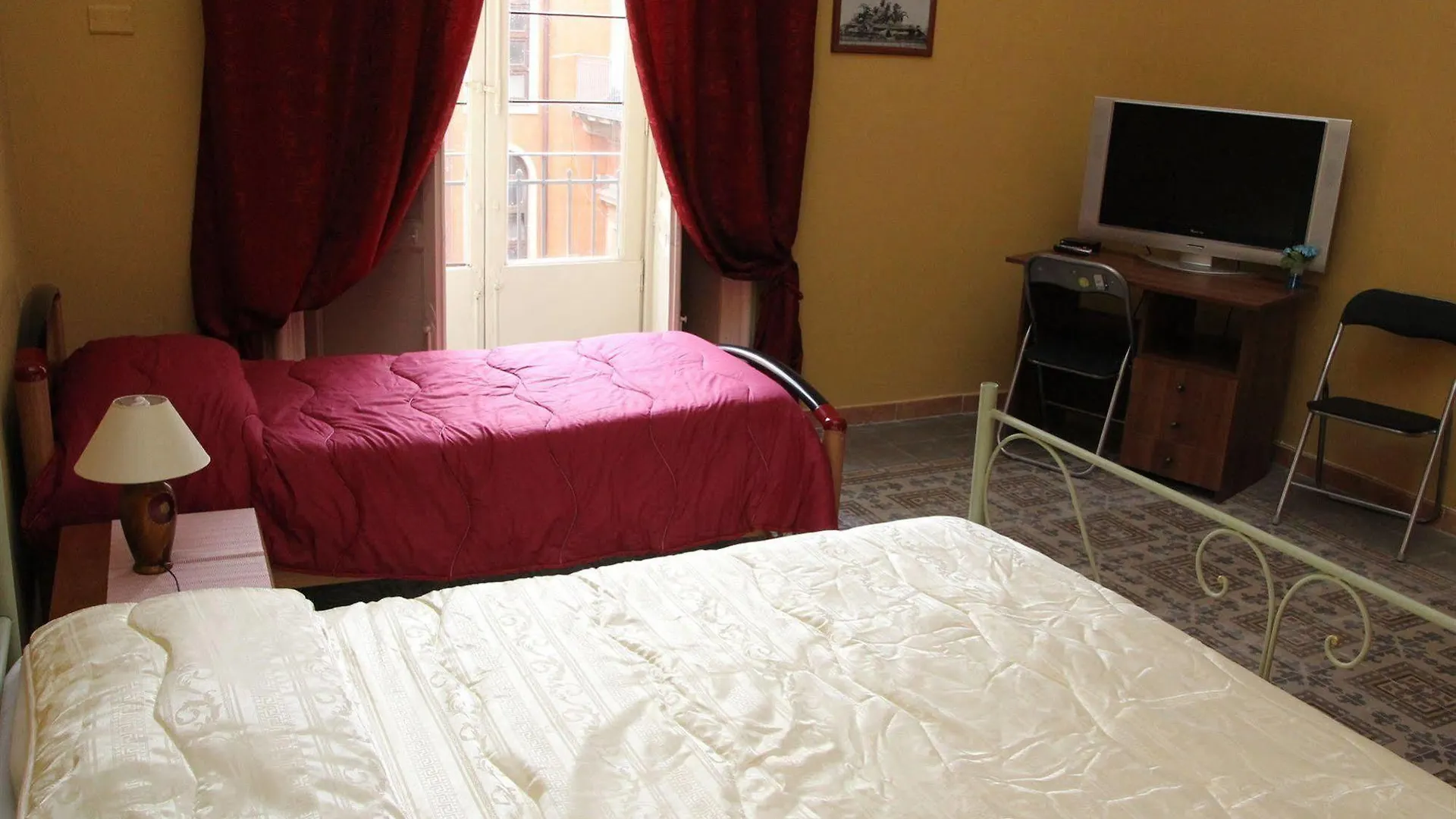 B&B Etnea 55 Catania 3*,  Italy